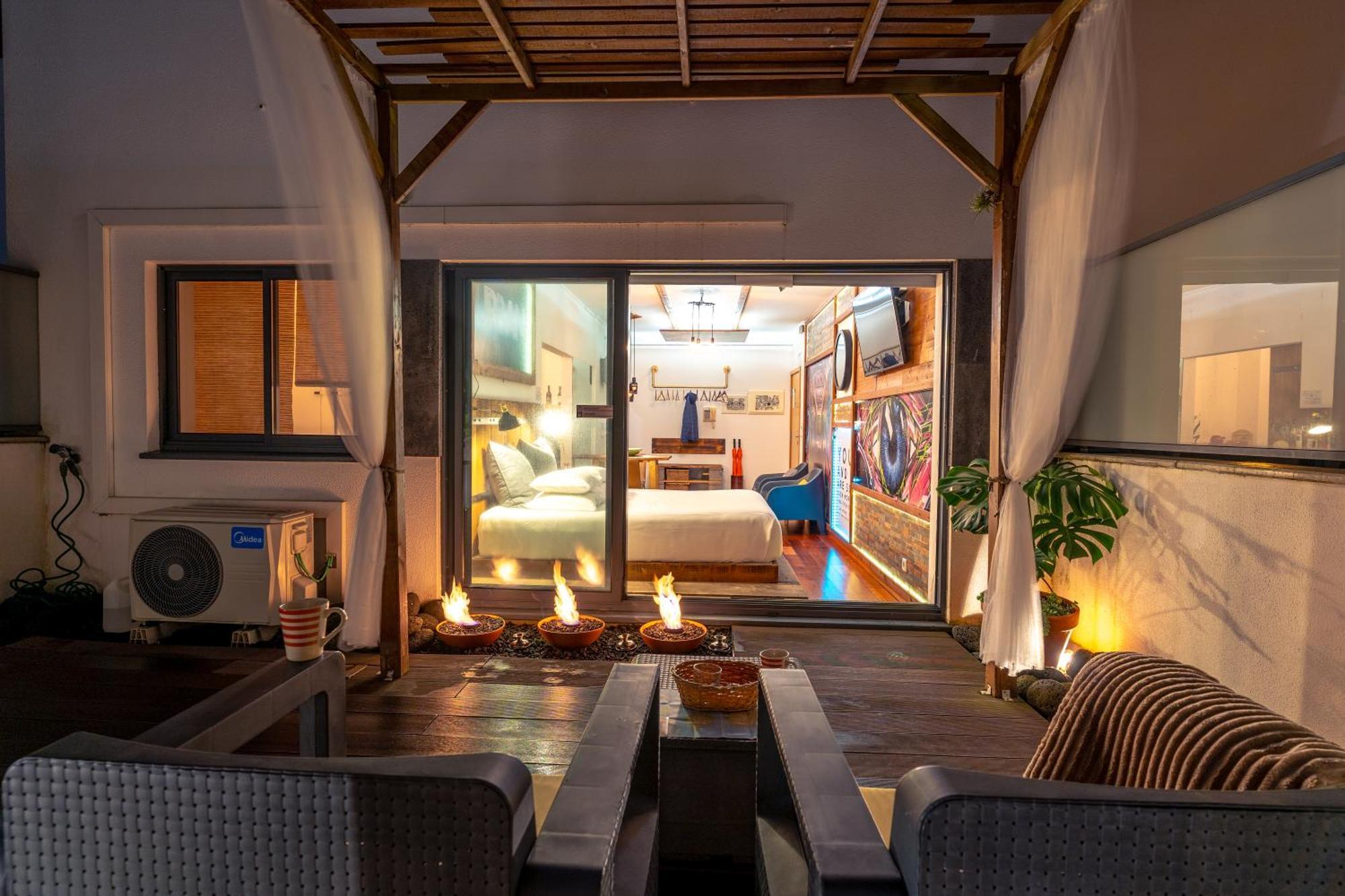 Epicenter Urban Apartment ปอนตาเดลกาดา ภายนอก รูปภาพ